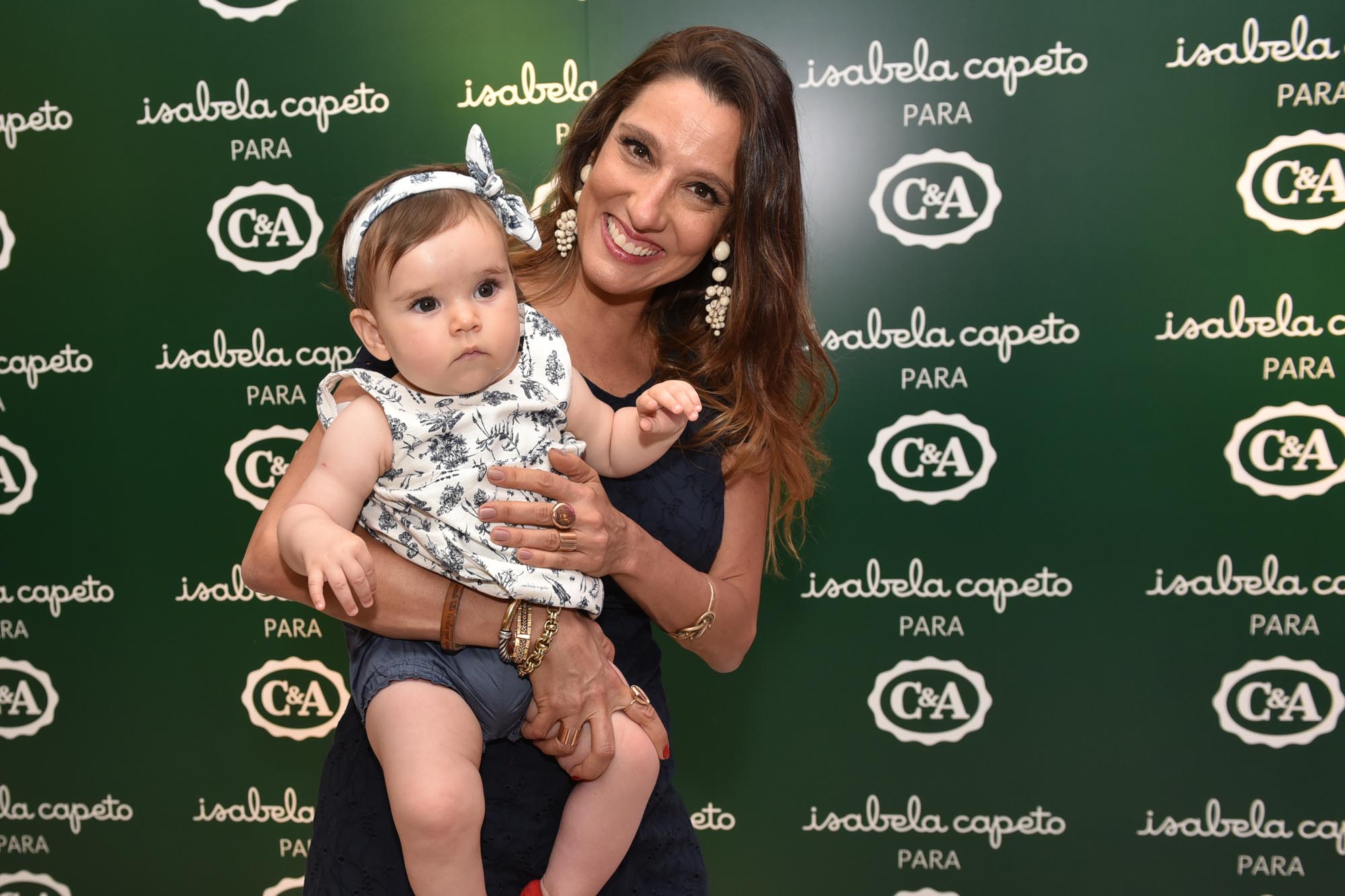 C&A armou pré-venda da coleção kids de Isabela Capeto em São Paulo